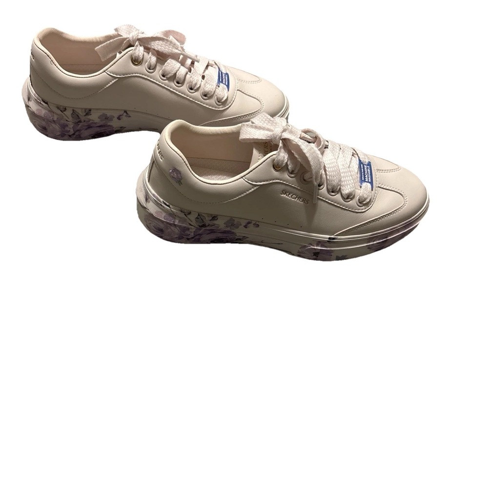 Skechers Women's White Cordova Classic Painted Floral Sneakers Size 9.5